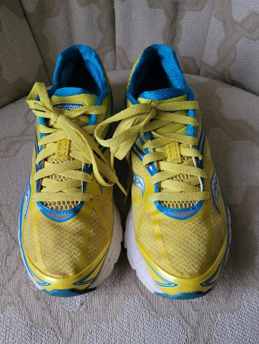 SAUCONY KINVARA SNEAKERS POWERGRID RUNNING SHOES TRAINING YELLOW BLUE WOMEN'S 7